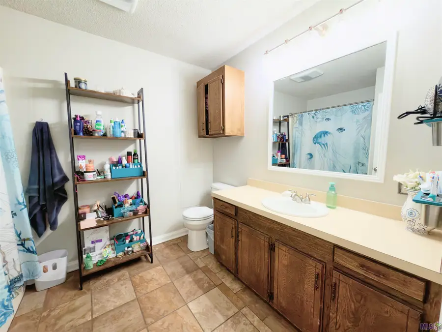 127 Oakview Dr, Houma, LA 70364 - #3