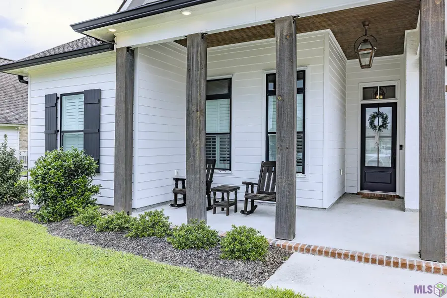 302 Marmande Avenue, Thibodaux, LA 70301 - #3