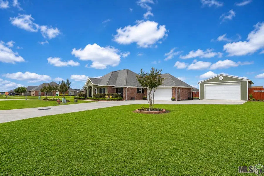 203 Millstone Dr, Thibodaux, LA 70301 - #3