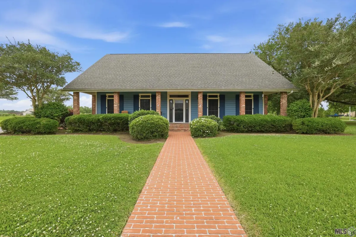 128 East 43rd Place, Cut Off, LA 70345 - #1