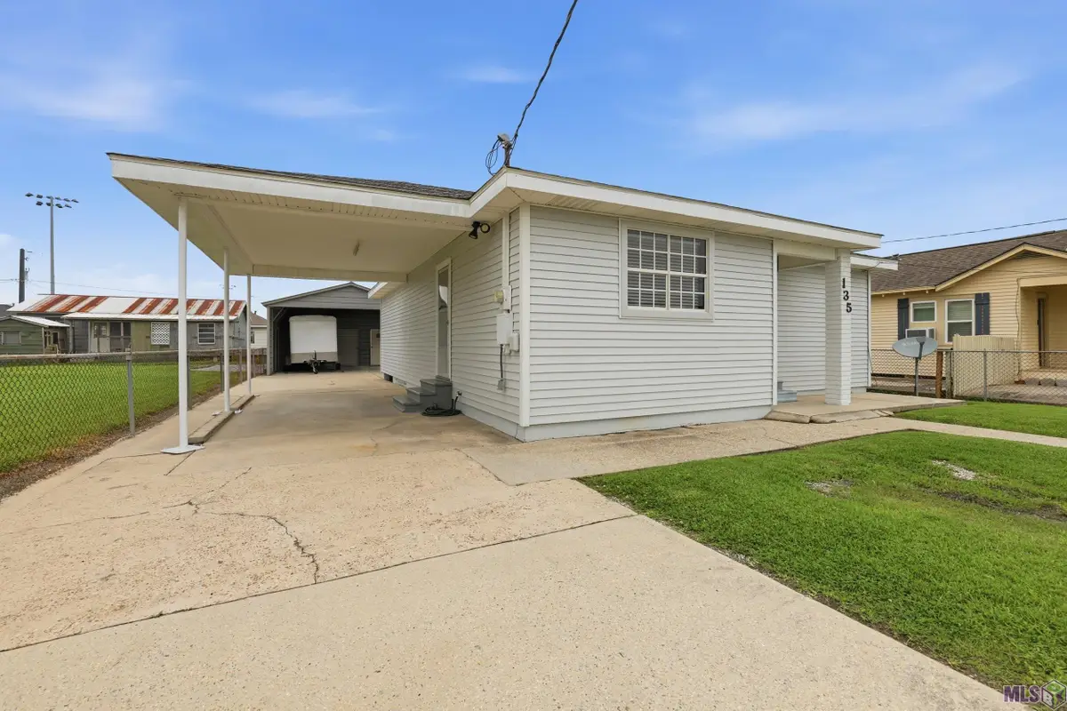 135 East 6th Street, Larose, LA 70373 - #1