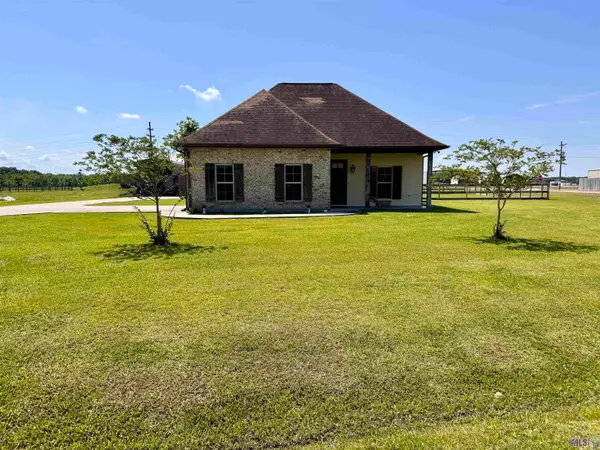 1363 Old Spanish Trail, Berwick, LA 70342