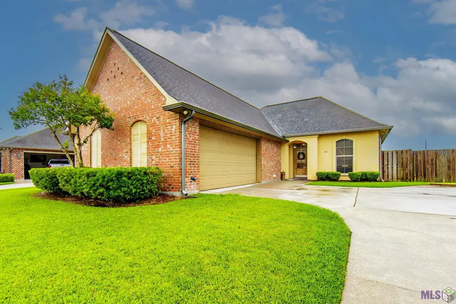 161 Lake Accardo Avenue, Thibodaux, LA 70301 - #3