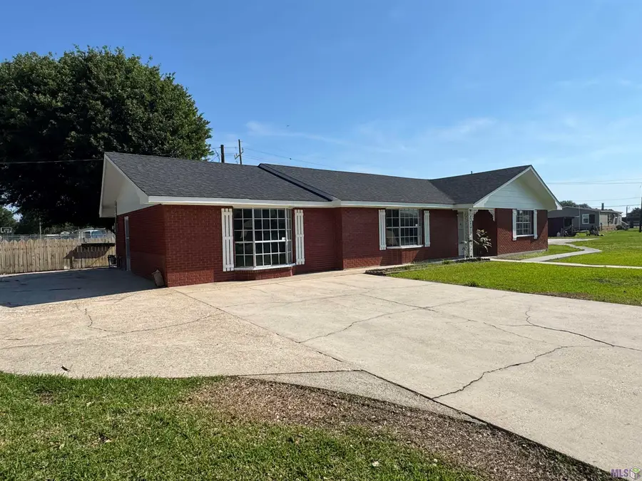 126 East 100th Street, Cut Off, LA 70345 - #2