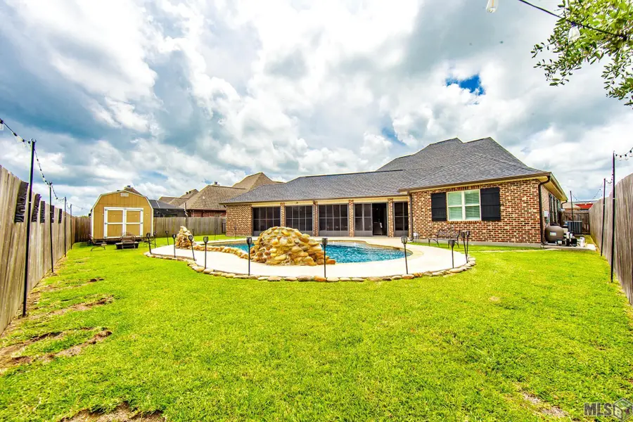 411 Sugar Highland Boulevard, Houma, LA 70360 - #3