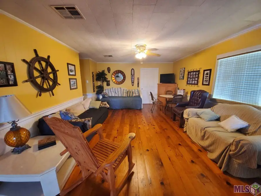 114-B West Central Avenue, Grand Isle, LA 70358 - #2