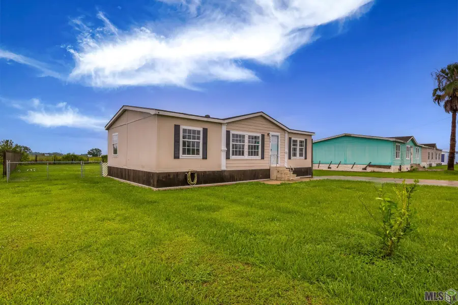 213 Myrtle Dr, Lockport, LA 70374 - #2