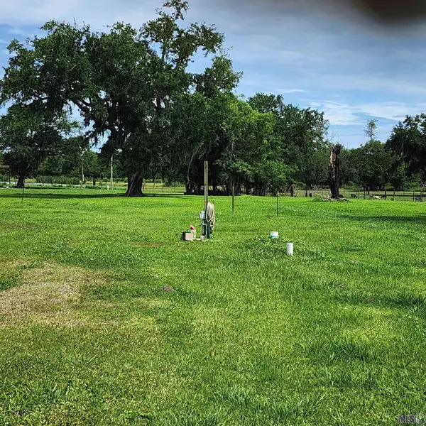 2213 Bayou Dularge Rd, Theriot, LA 70397