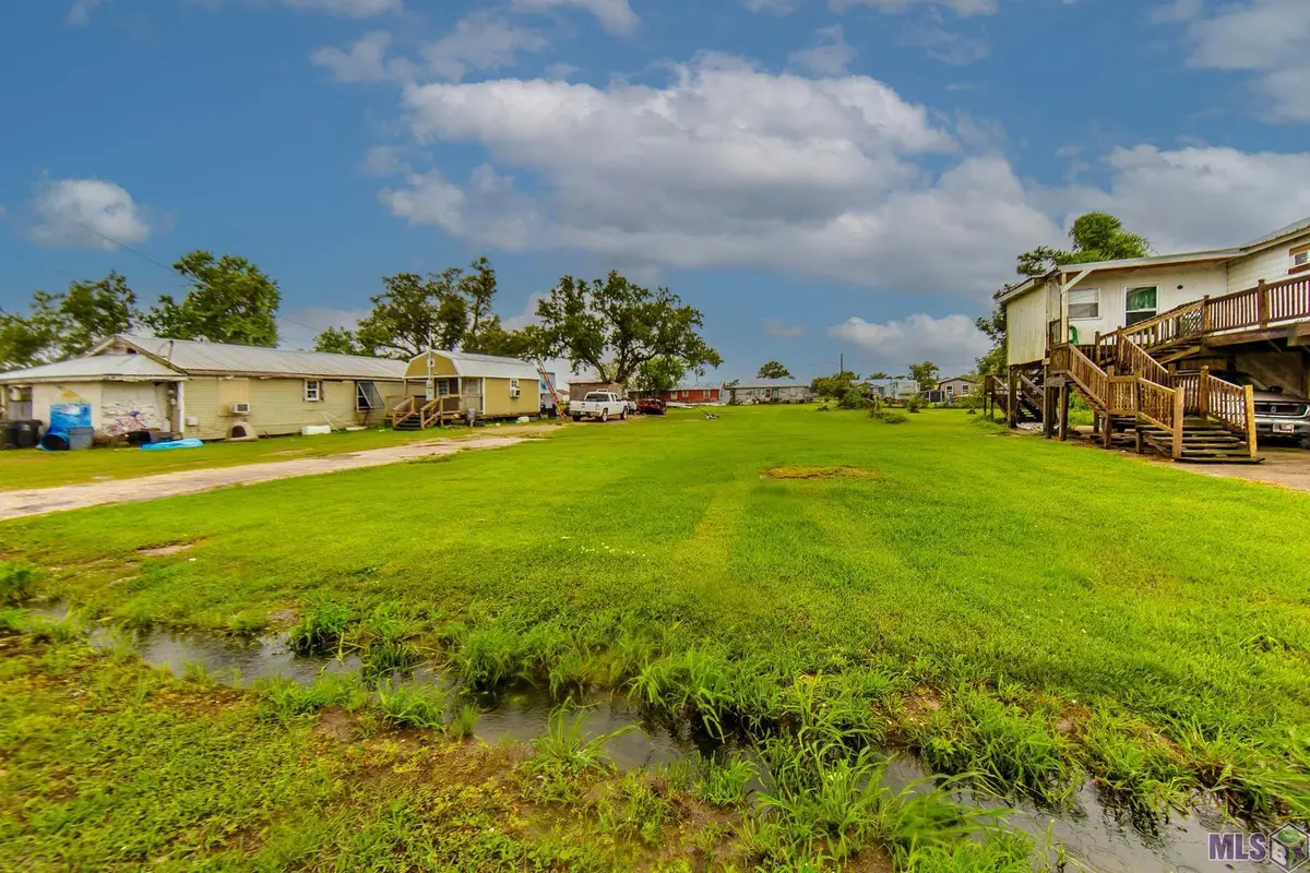 107 Edna St, Chauvin, LA 70344 - #1