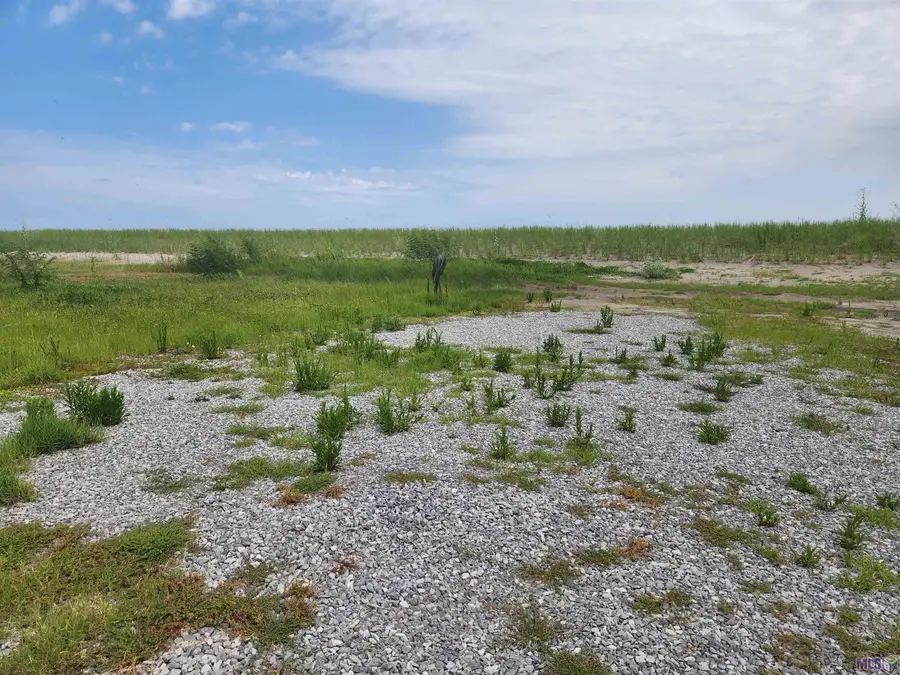 1736 Highway 1, Grand Isle, LA 70358 - #3