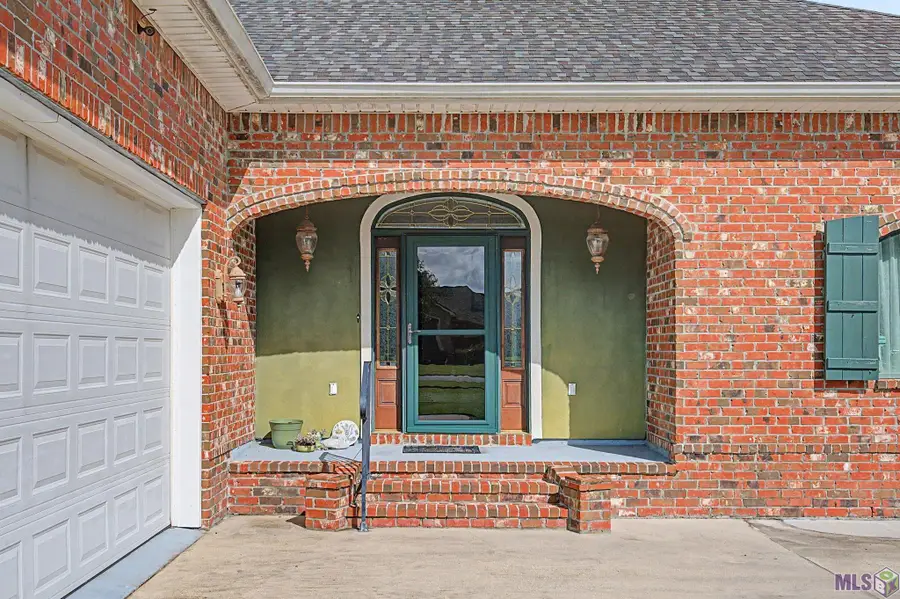 228 Lake Mechant Court, Houma, LA 70360 - #2