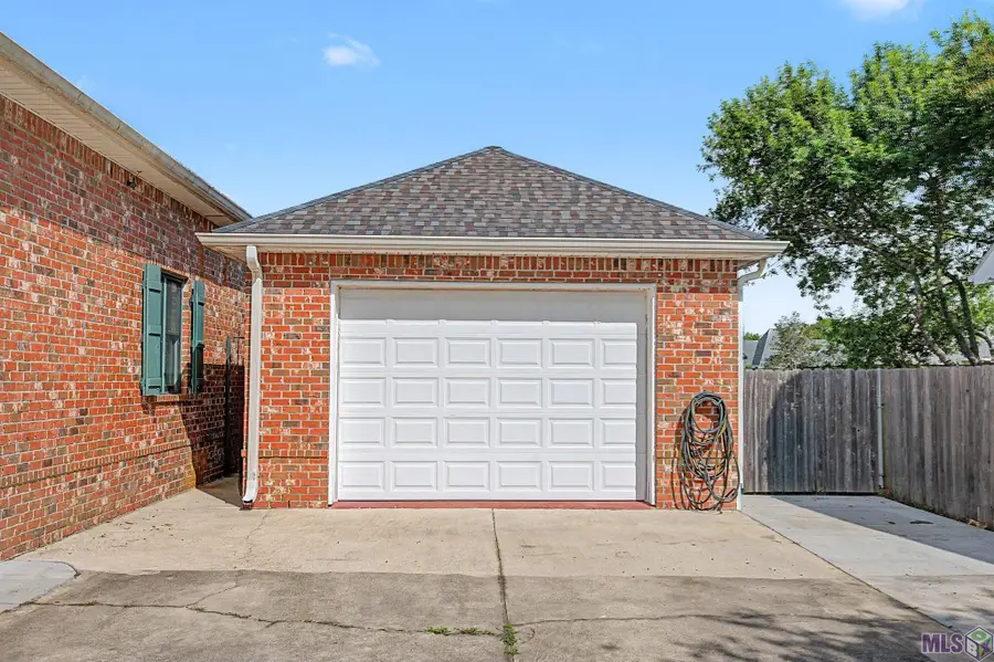 228 Lake Mechant Court, Houma, LA 70360 - #3