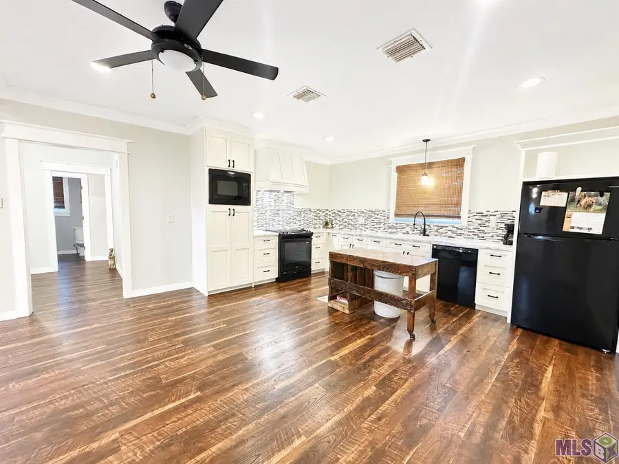 146 W 4th St, Larose, LA 70373 - #3