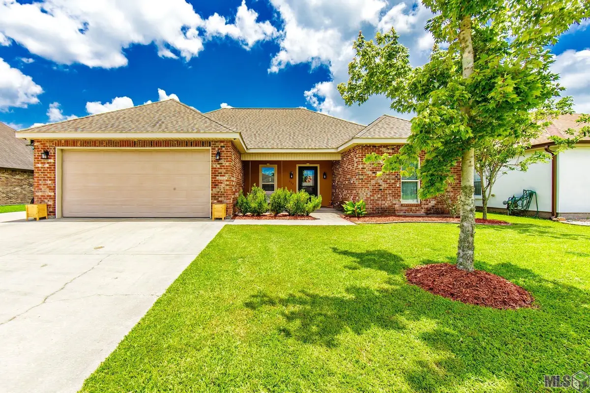 530 Sugar Plum Street, Houma, LA 70364 - #1
