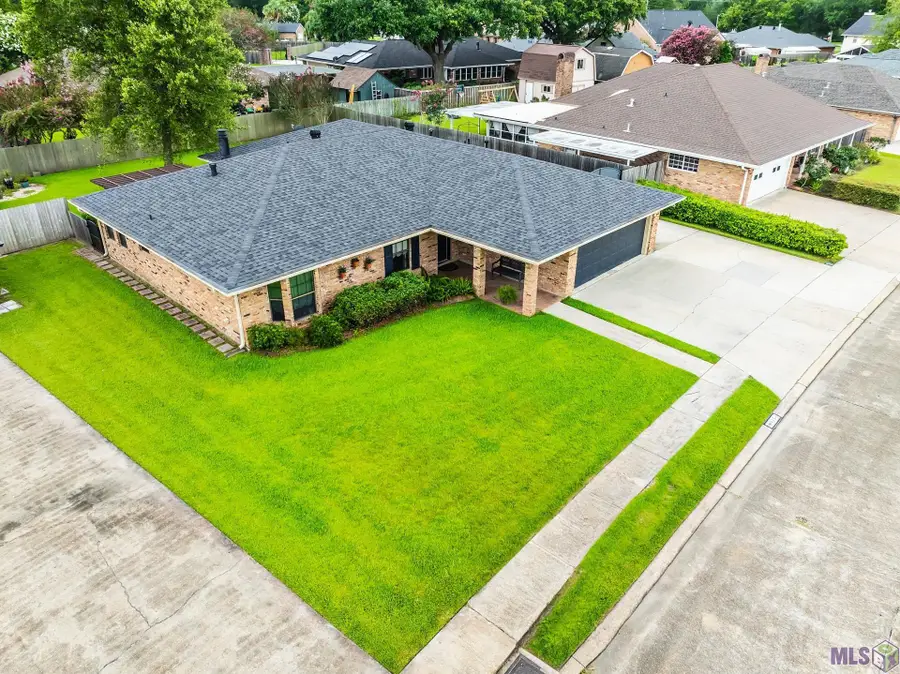 115 Mcallen Drive, Houma, LA 70360 - #2