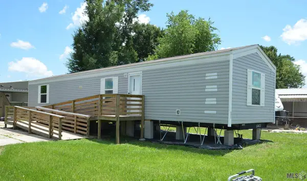 226 Mobile Estates Drive, Gray, LA 70359