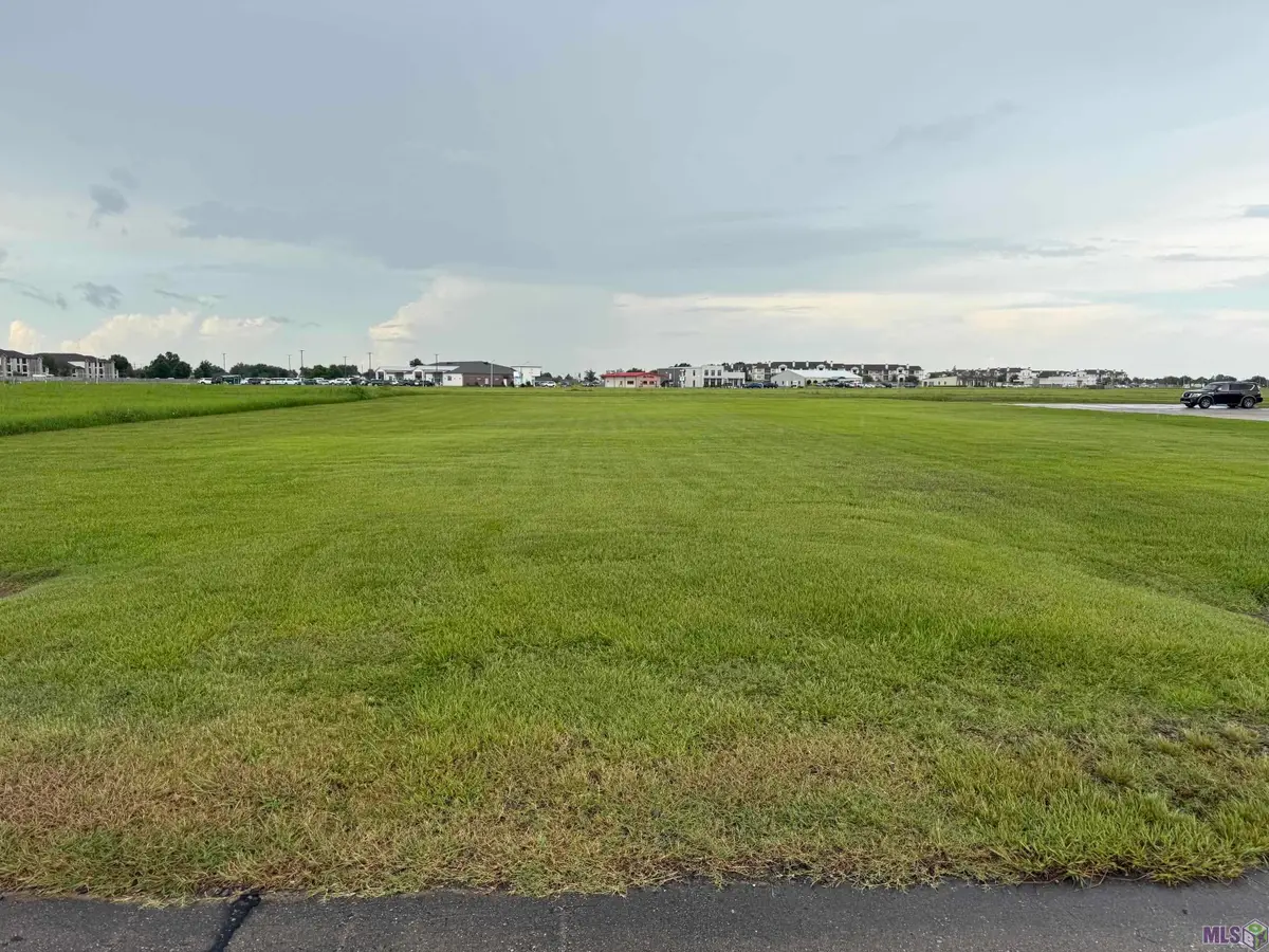 605 Corporate Drive, Houma, LA 70360 - #1