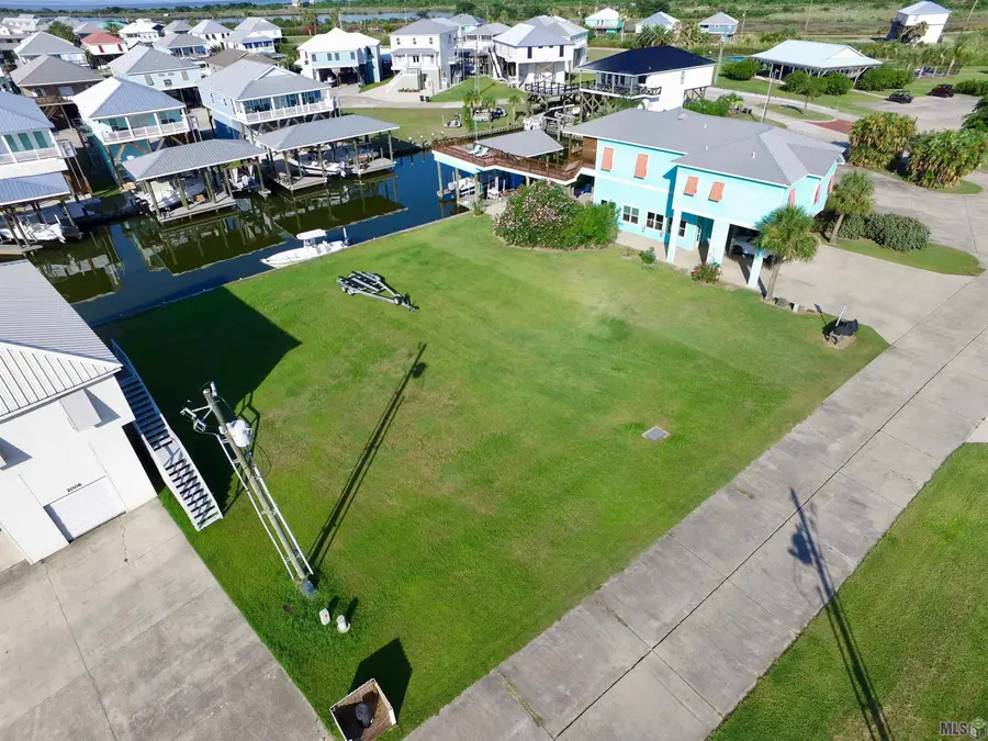 2002 Sarah Ln, Grand Isle, LA 70358 - #2
