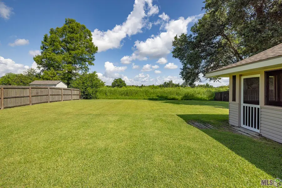 310 Thoroughbred Park Dr, Thibodaux, LA 70301 - #3