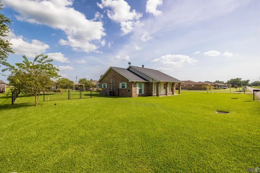605 Hyland Drive, Lockport, LA 70374 - #2