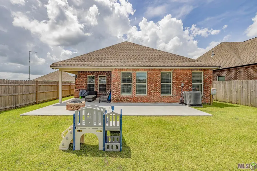 128 Oriole St, Houma, LA 70364 - #3