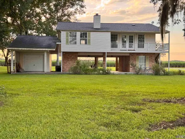 1086 Victoria Riverside Road, Patterson, LA 70392