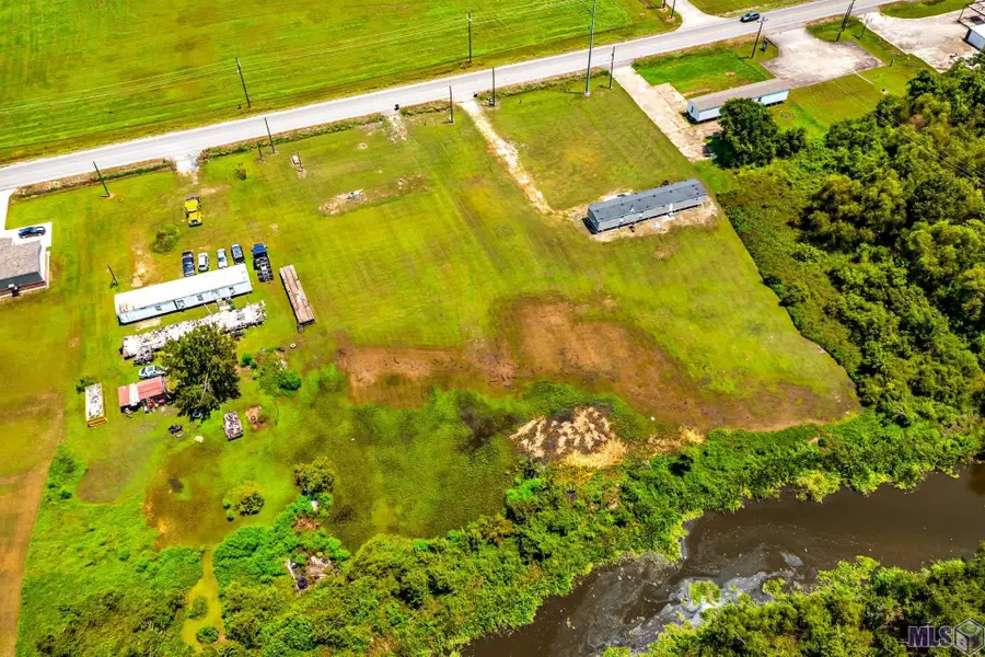 3158 Grand Caillou, Houma, LA 70363 - #3