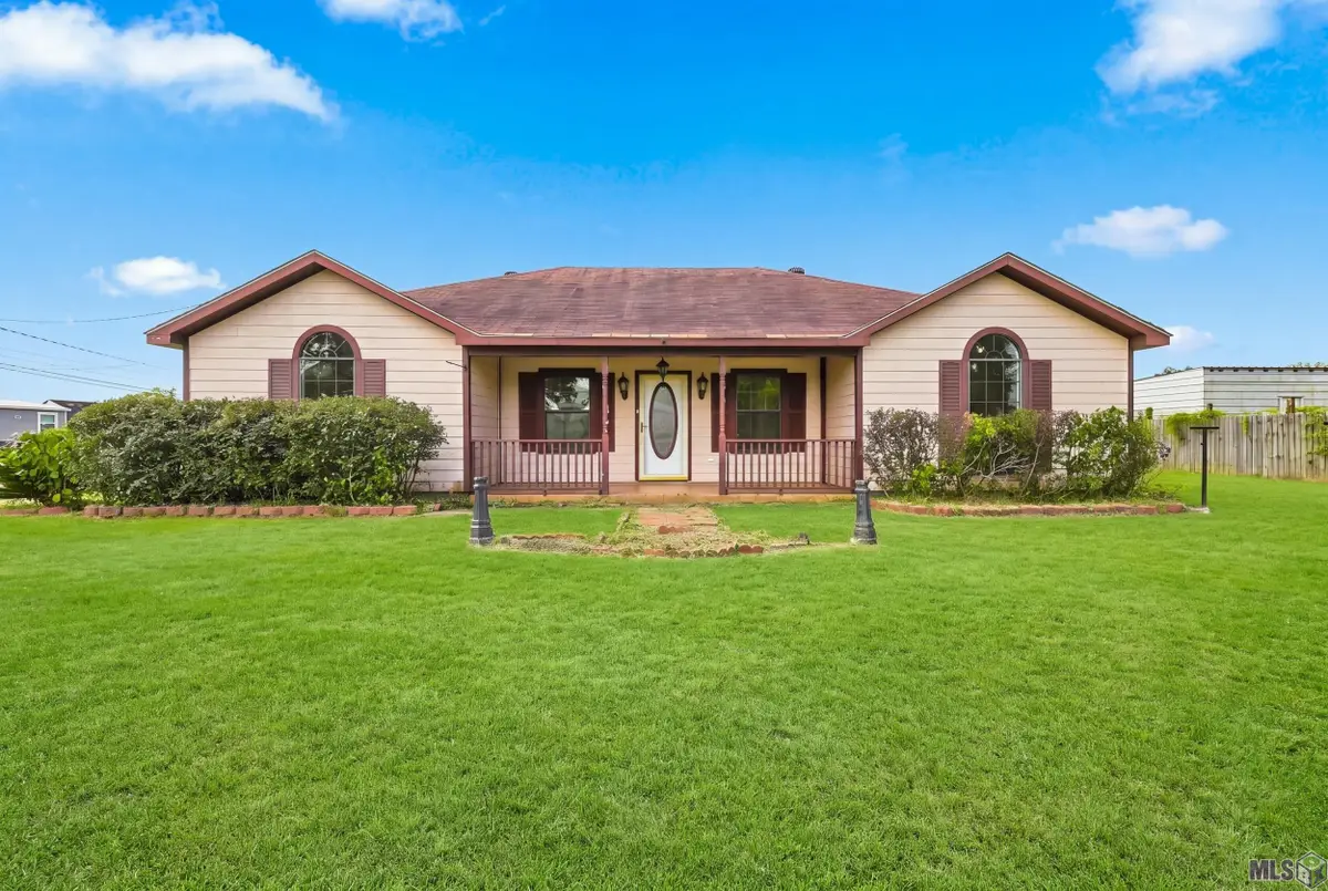 493 Fredrick Dr, Thibodaux, LA 70301 - #1