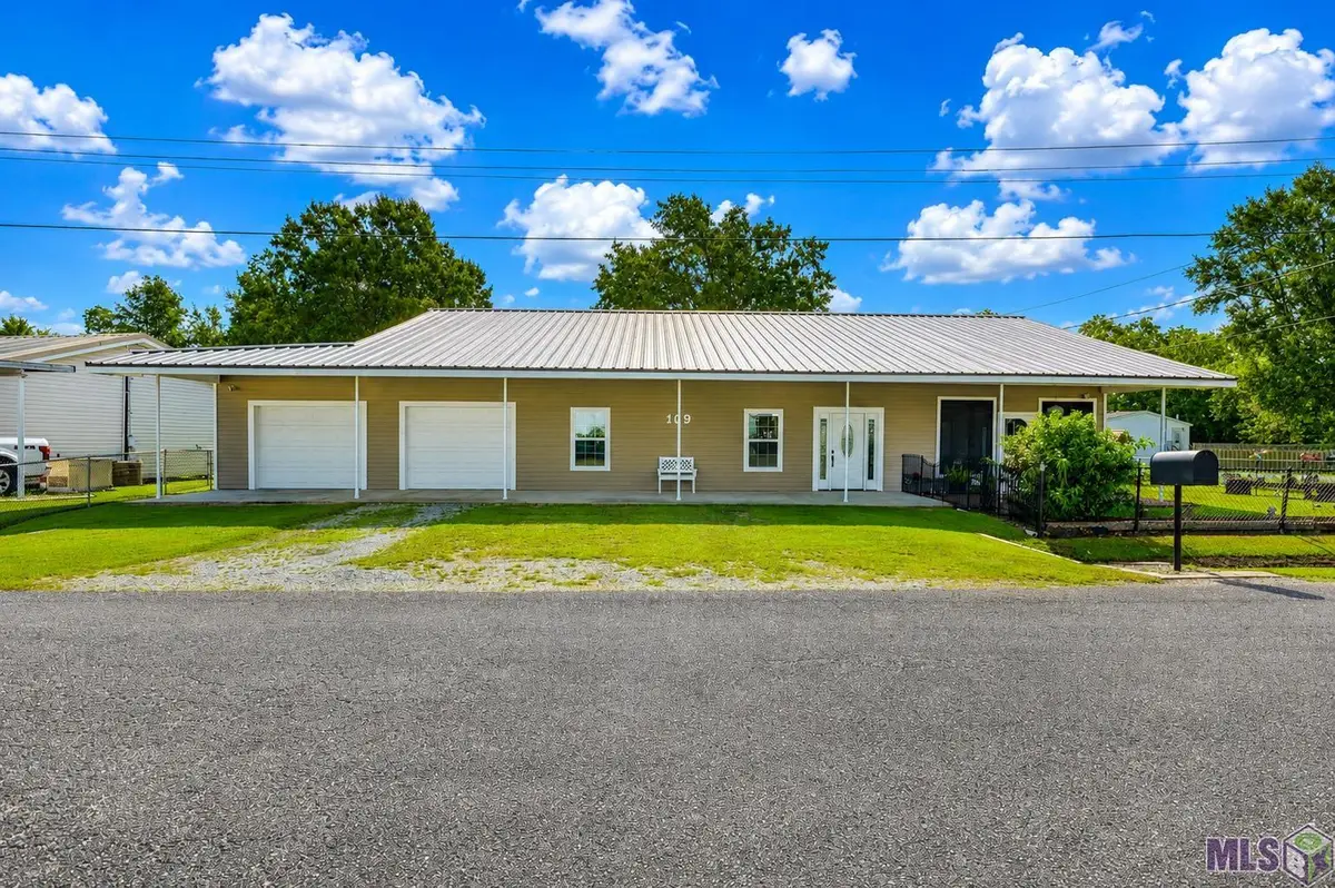 109 Malcolm St, Schriever, LA 70395 - #1