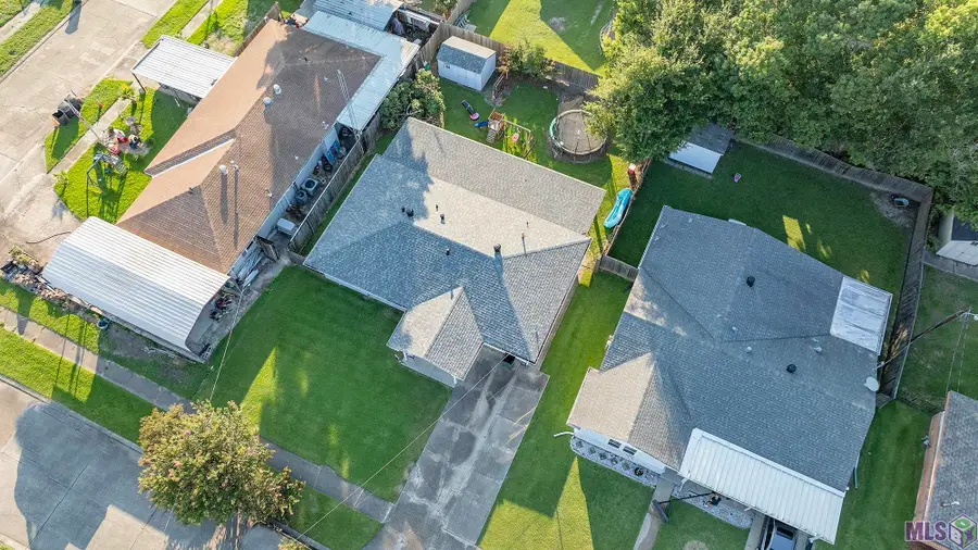 416 Dauphine Ave, Houma, LA 70363 - #2