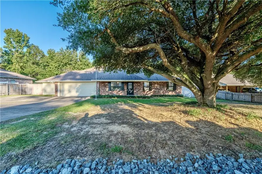 409 E Ridge Trail, Pineville, LA 71360 - #2