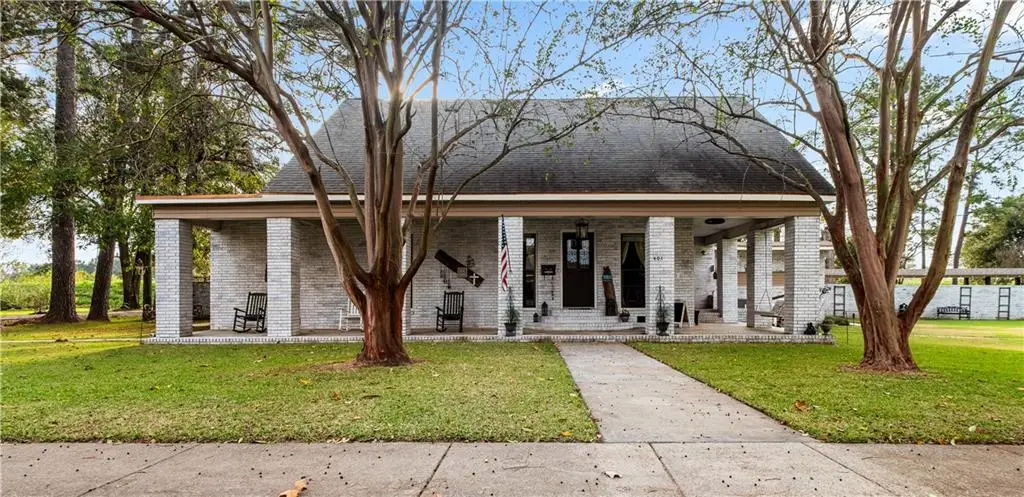 401 Second Street, Colfax, LA 71417 - #1