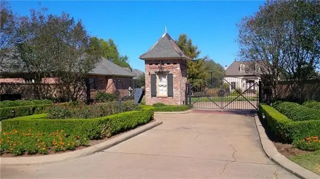 5988 & 5986 Stonegate Drive, Alexandria, LA 71303 - #3