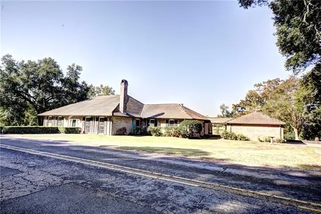 900 Williams Avenue, Natchitoches, LA 71457 - #3