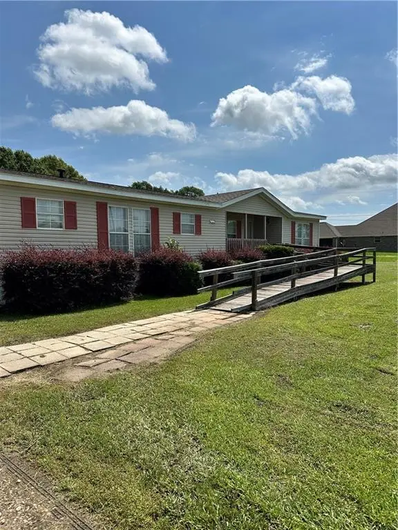 201 Lanson Bord Lanson Bordelon Rd Road, Mansura, LA 71350 - #1