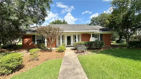 502 Wadsworth Avenue, Cheneyville, LA 71325