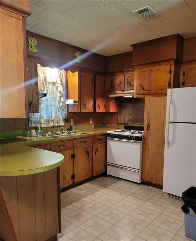 455 Ferdinand Street, Marksville, LA 71351 - #3