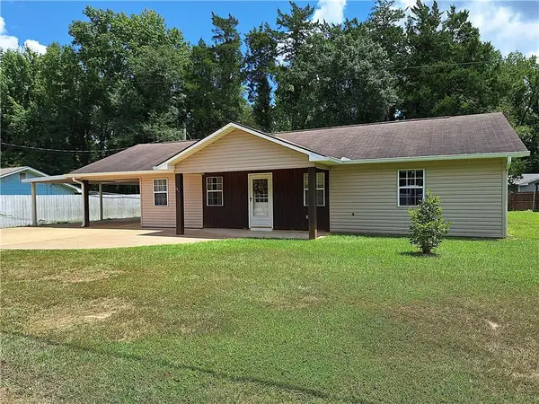 141 Henry Street, Marksville, LA 71351