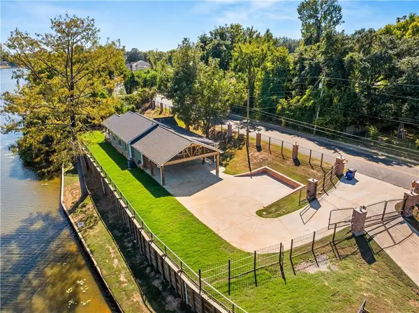 1041 Washington Street, Natchitoches, LA 71457