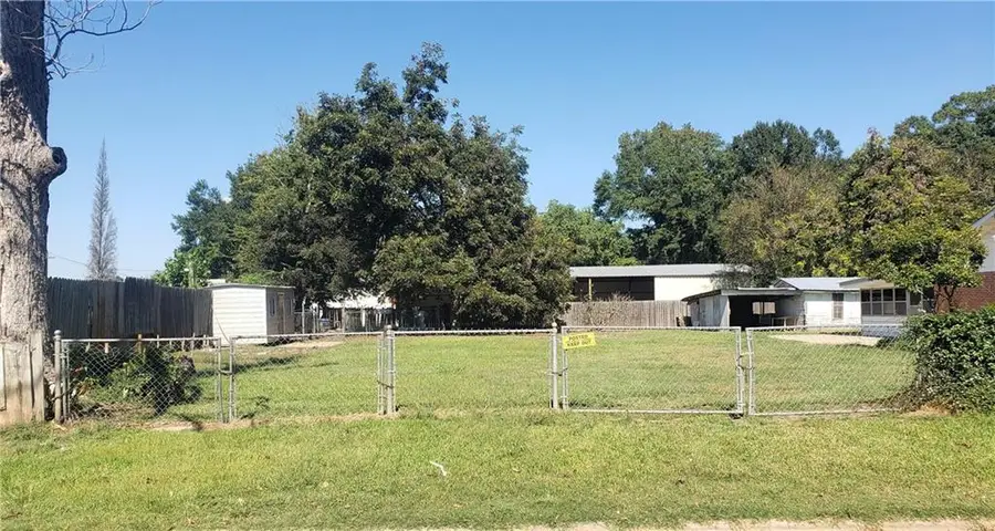 2221 Robin Road, Alexandria, LA 71301 - #2