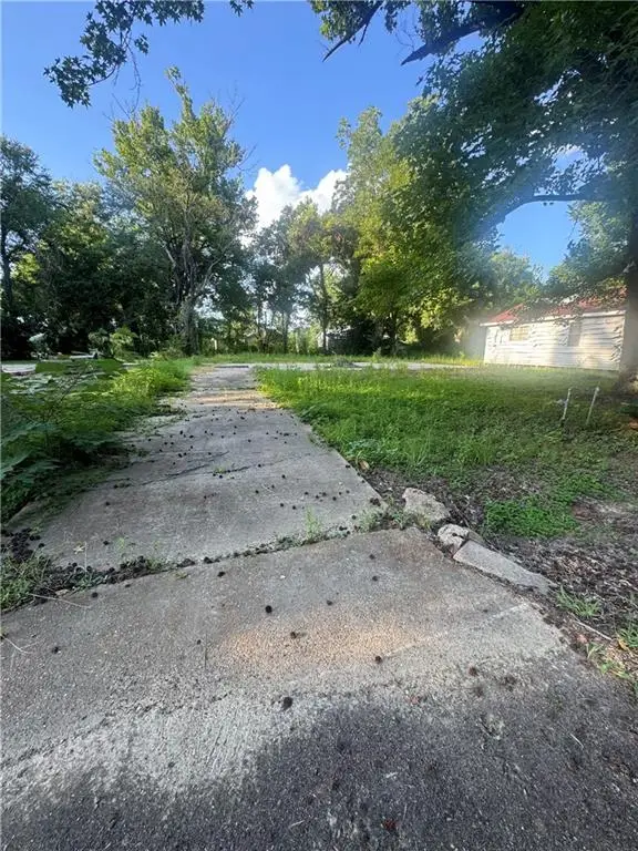 461 Overton Avenue, Marksville, LA 71351 - #3