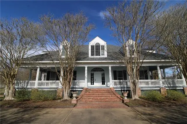 6206 Twin Bridges Road, Alexandria, LA 71303 - #1