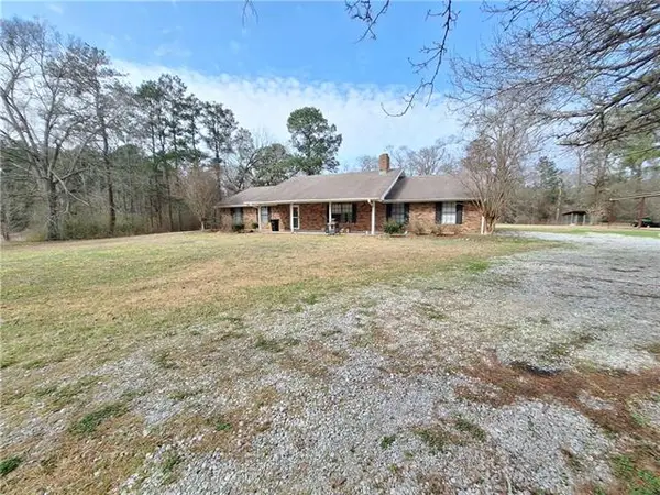 208 E Meade Road, Pollock, LA 71467
