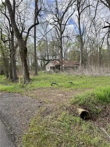 1037 Hwy 457, Lecompte, LA 71346