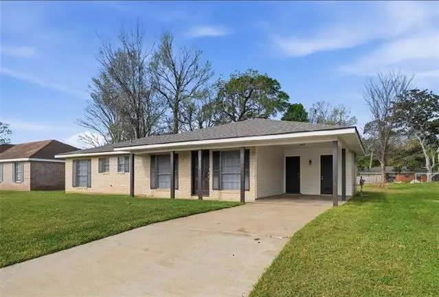 6102 Noel Street, Alexandria, LA 71301 - #3