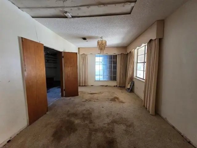 2723 9th Street, Alexandria, LA 71302 - #2