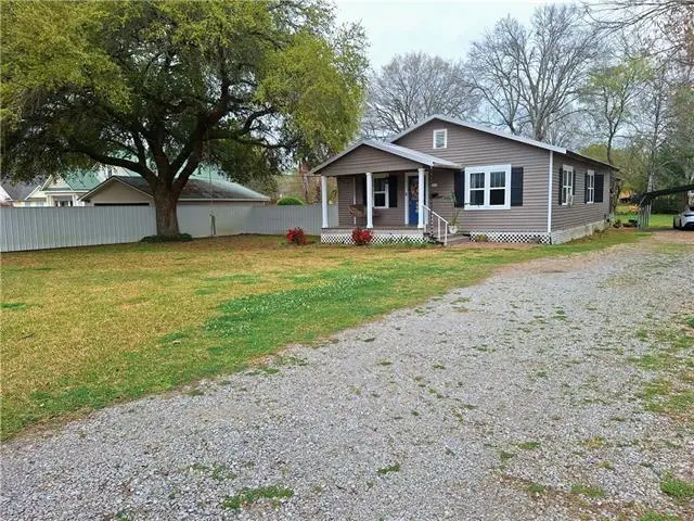 124 Market Street, Marksville, LA 71351 - #2