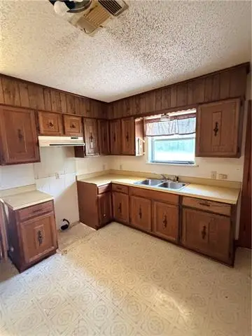6619 Fifth Street, Alexandria, LA 71303 - #2