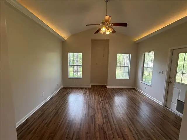 107 Valley Drive, Pineville, LA 71360 - #3