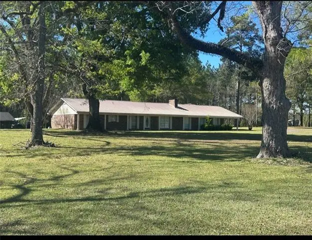 557 Layfield Road, Coushatta, LA 71019 - #2